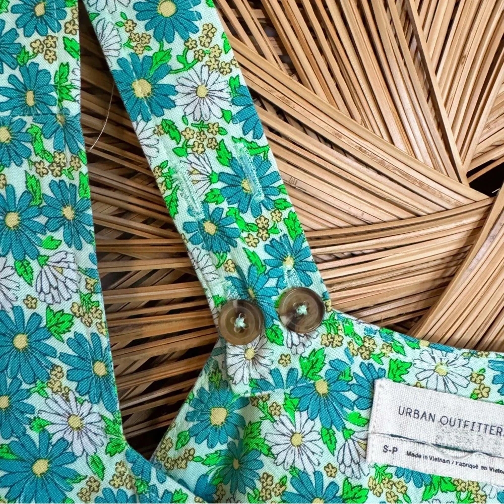 Urban Outfitters UO Pocket Full Posey Floral Playsuit Romper Jumpsuit SZ S - Picture 4 of 7